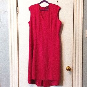 Roaman's sleeveless v-line dress. Size (18W).